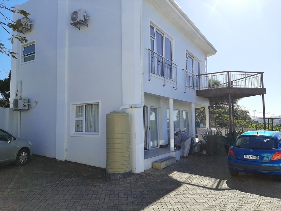 11 Bedroom Property for Sale in Bonnie Doone Eastern Cape